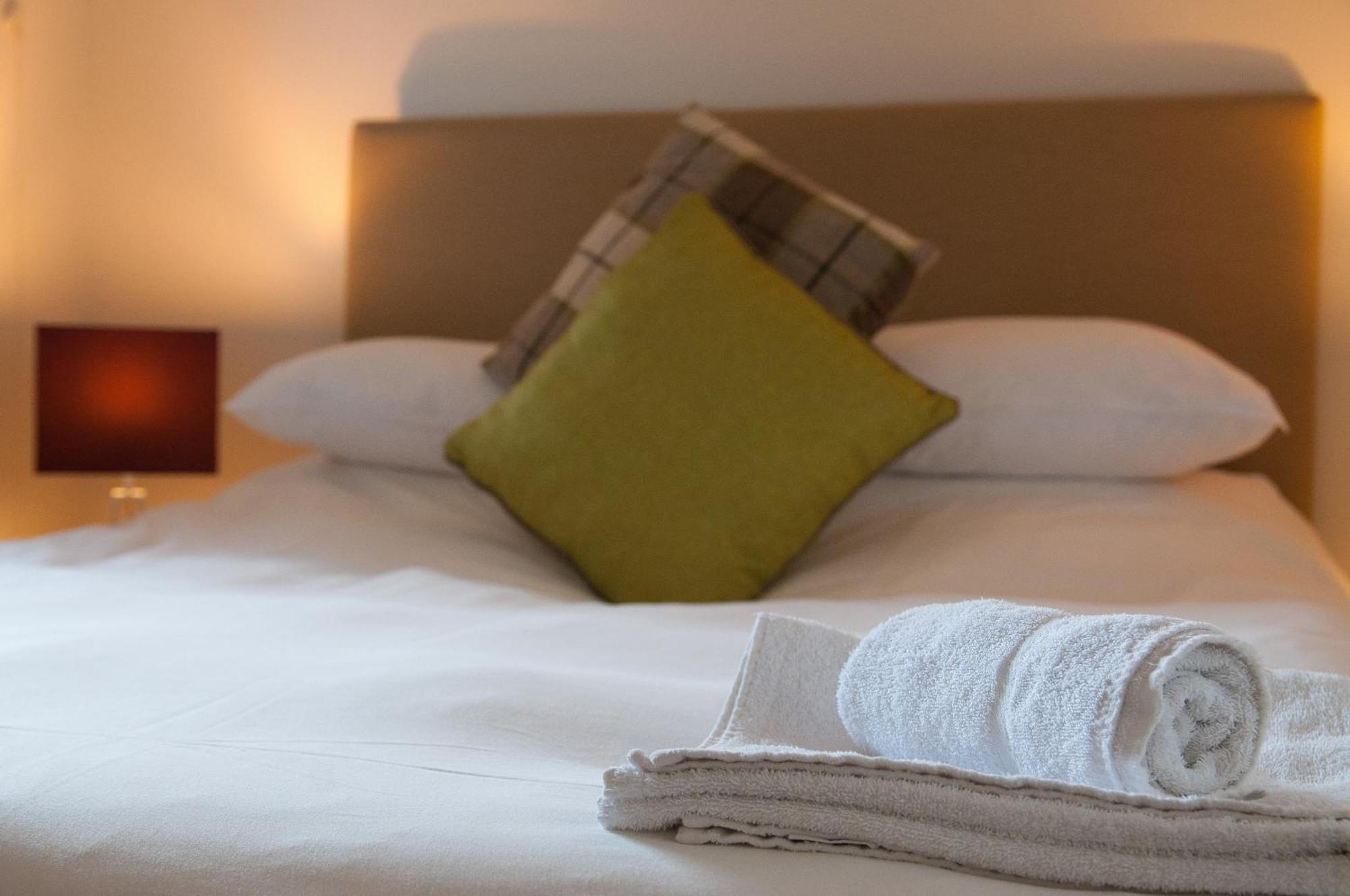 Cleyro Serviced Apartments - Finzels Reach Bristol Bilik gambar